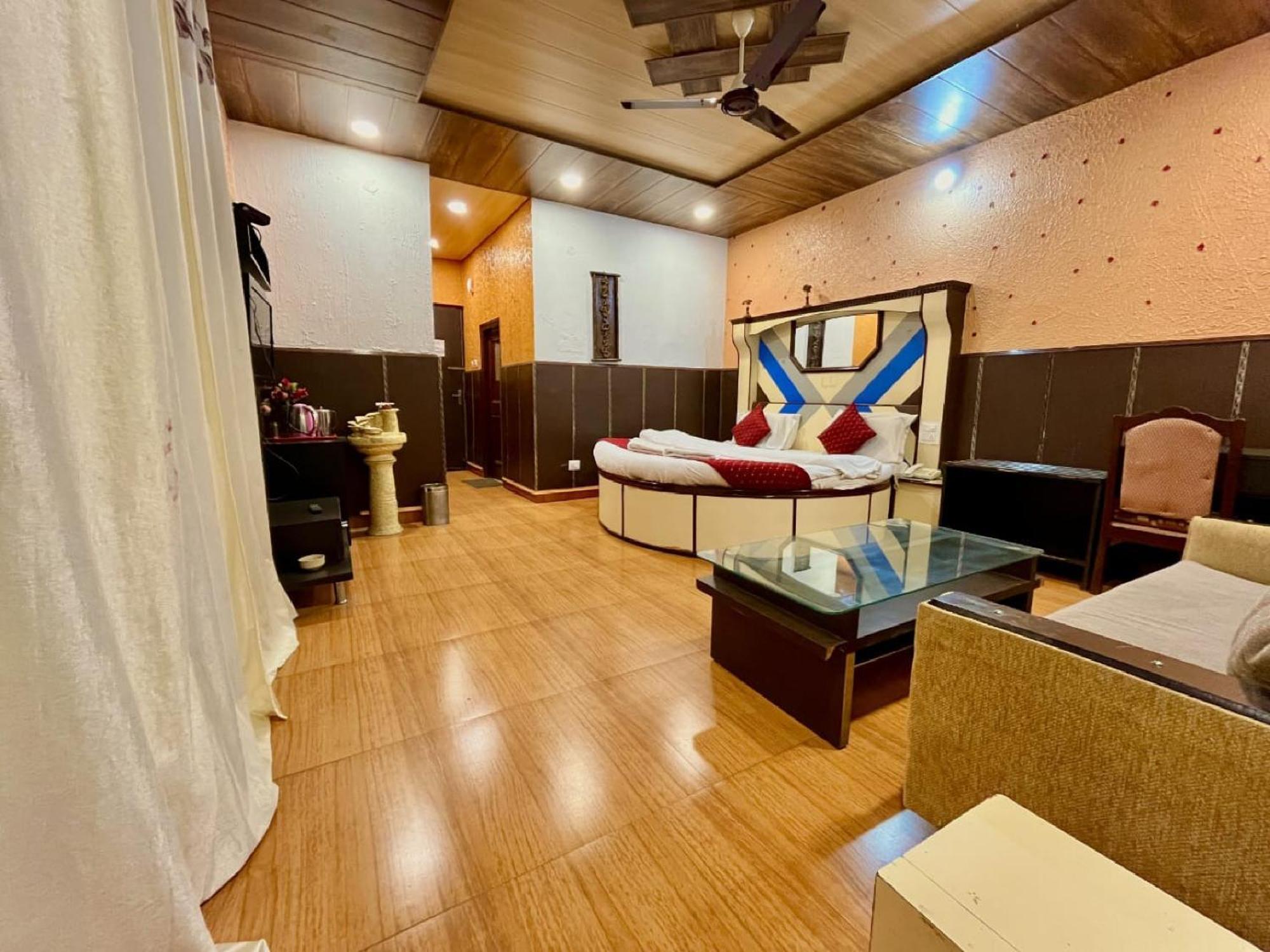 Sparkle Star Resort Khajjiar 외부 사진